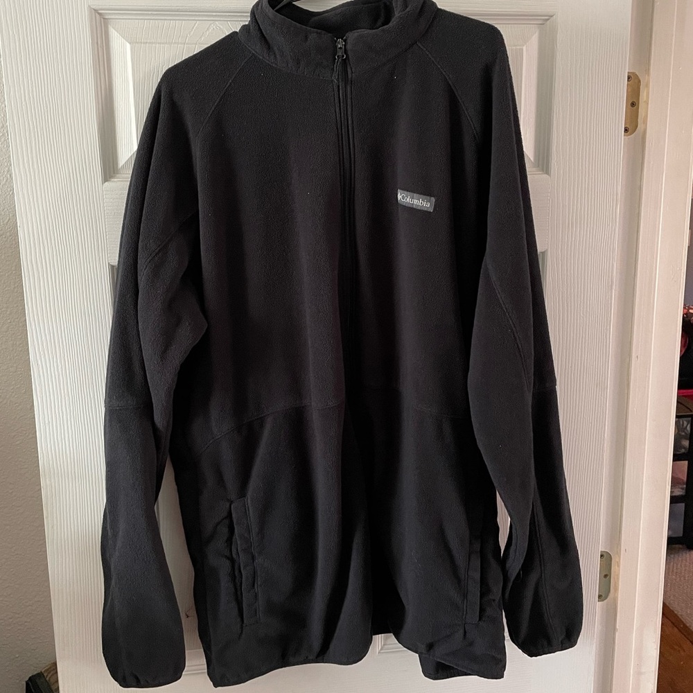 Columbia Zip Up Jacket. Size XXLT